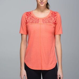 lululemon Run Away Tee Luon Heathered Atomic Red